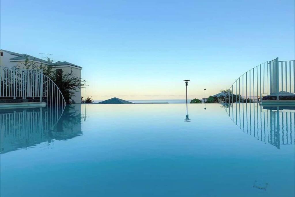 Apartament Beau T3 Litchi Vue Ocean Piscine Saint-Gilles Les Bains Zewnętrze zdjęcie